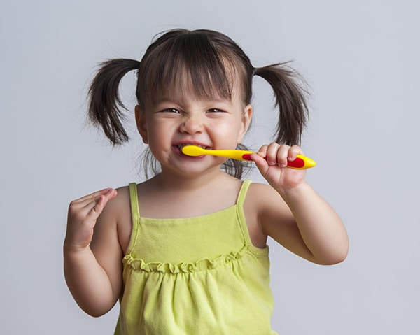 Dentiste pour enfants : à partir de quel âge?